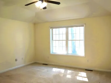 49 Jamesway Drive Litchfield NH 03051