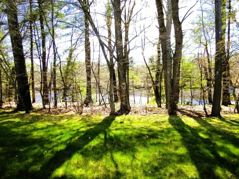 49 Jamesway Drive Litchfield NH 03051