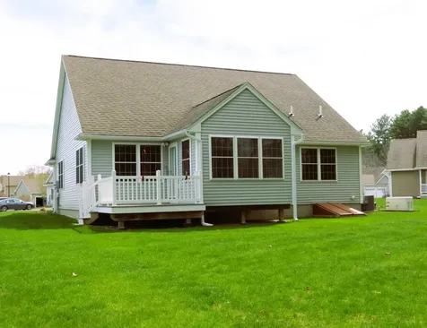 49 Jamesway Drive Litchfield NH 03051