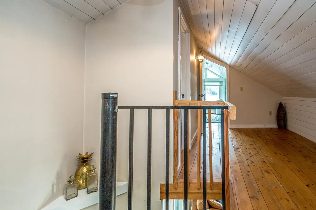 5 Frazier Avenue Newbury NH 03255