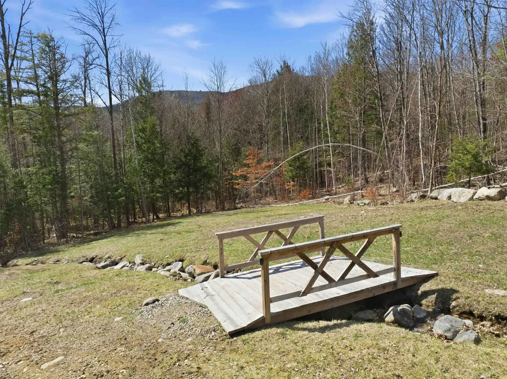 31 Ryder Road Campton NH 03223