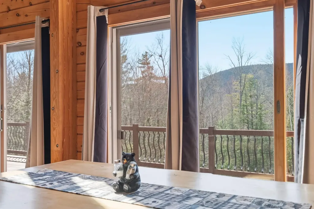 31 Ryder Road Campton NH 03223