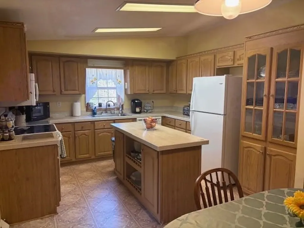 130 Eagle Drive Rochester NH 03867