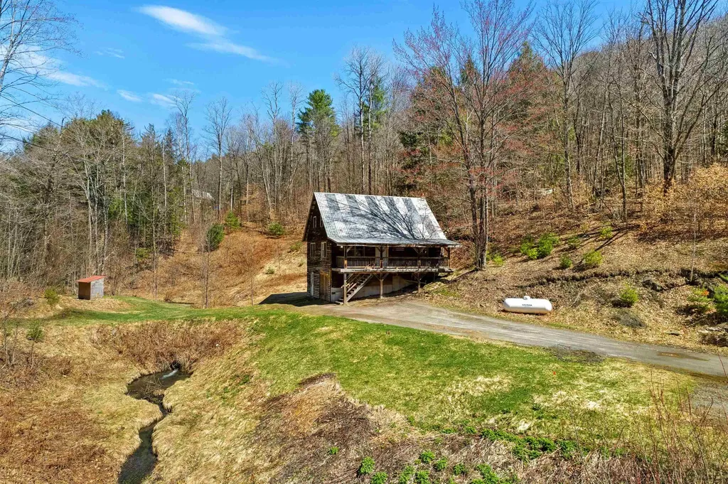124 Clarksville Road Tunbridge VT 05077