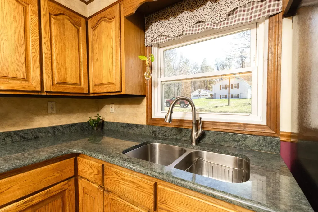 264 Ceda Road Charlestown NH 03603
