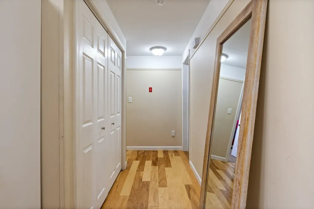 41 Friar Tuck Way Wolfeboro NH 03894