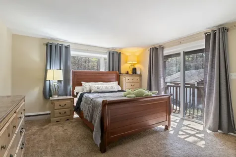 41 Friar Tuck Way Wolfeboro NH 03894