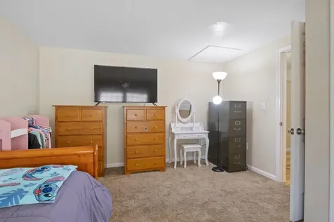 41 Friar Tuck Way Wolfeboro NH 03894
