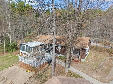 41 Friar Tuck Way Wolfeboro NH 03894