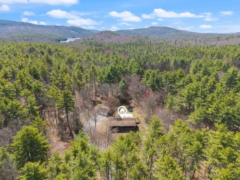 41 Friar Tuck Way Wolfeboro NH 03894