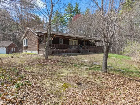 41 Friar Tuck Way Wolfeboro NH 03894
