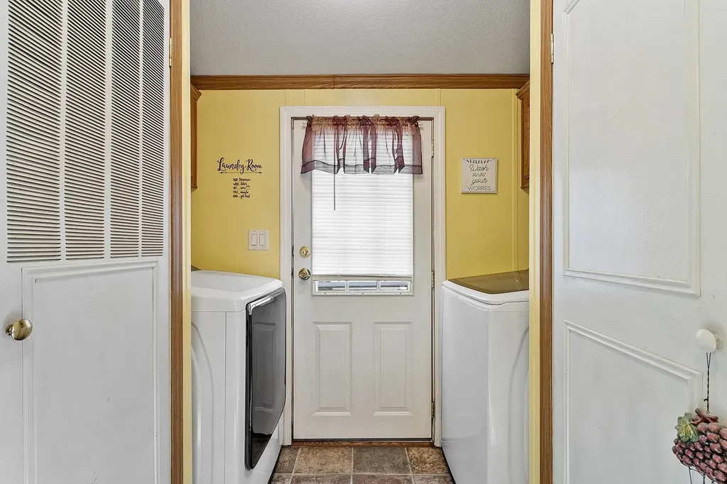 109 Spruce Drive Farmington NH 03835-0