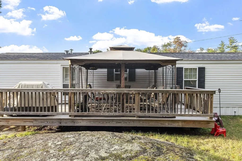 109 Spruce Drive Farmington NH 03835-0