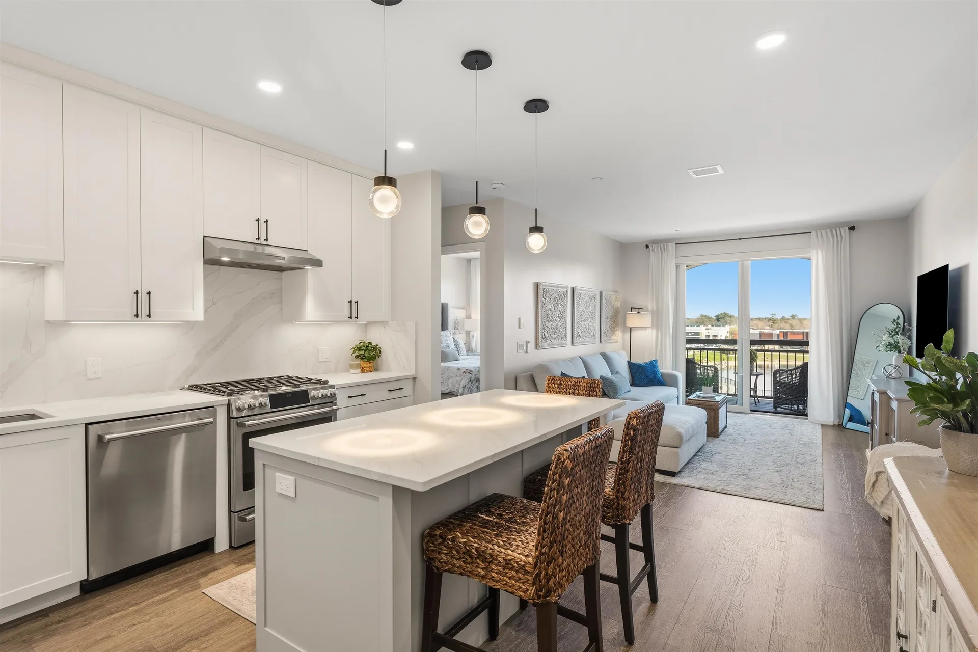 18 Artisan Drive Salem NH 03079