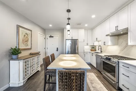 18 Artisan Drive Salem NH 03079