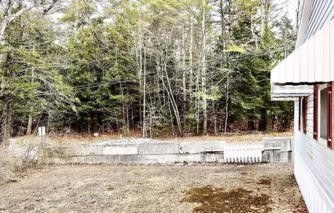 239 Bog Road Hillsborough NH 03244