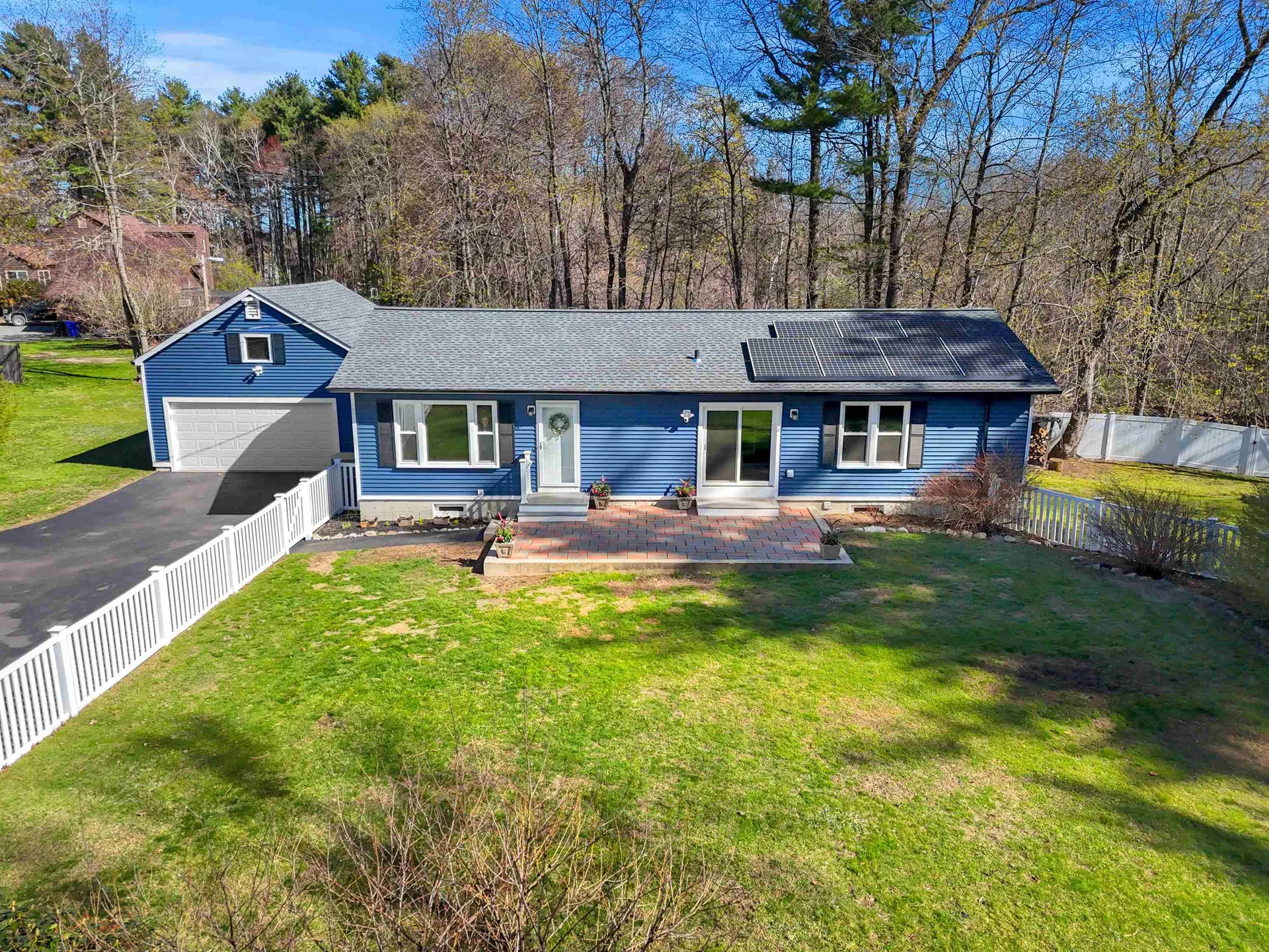 152 Dracut Road Hudson NH 03051