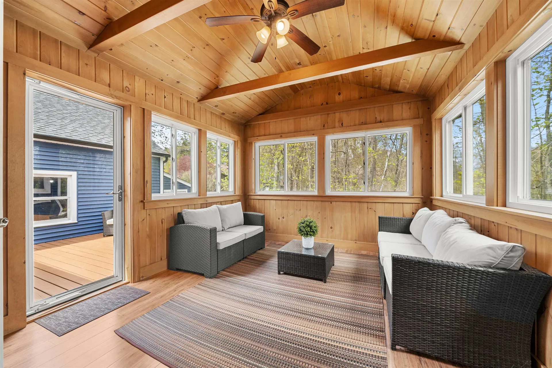 152 Dracut Road Hudson NH 03051