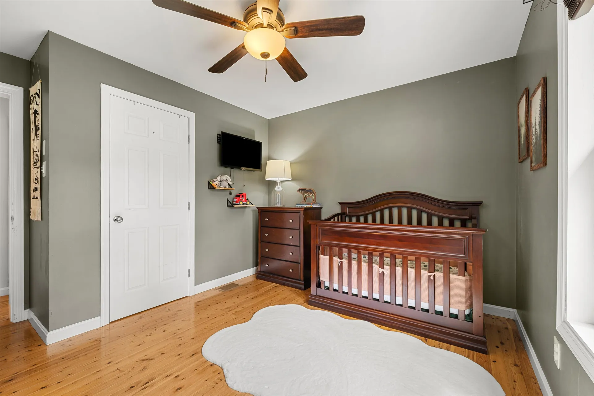 152 Dracut Road Hudson NH 03051