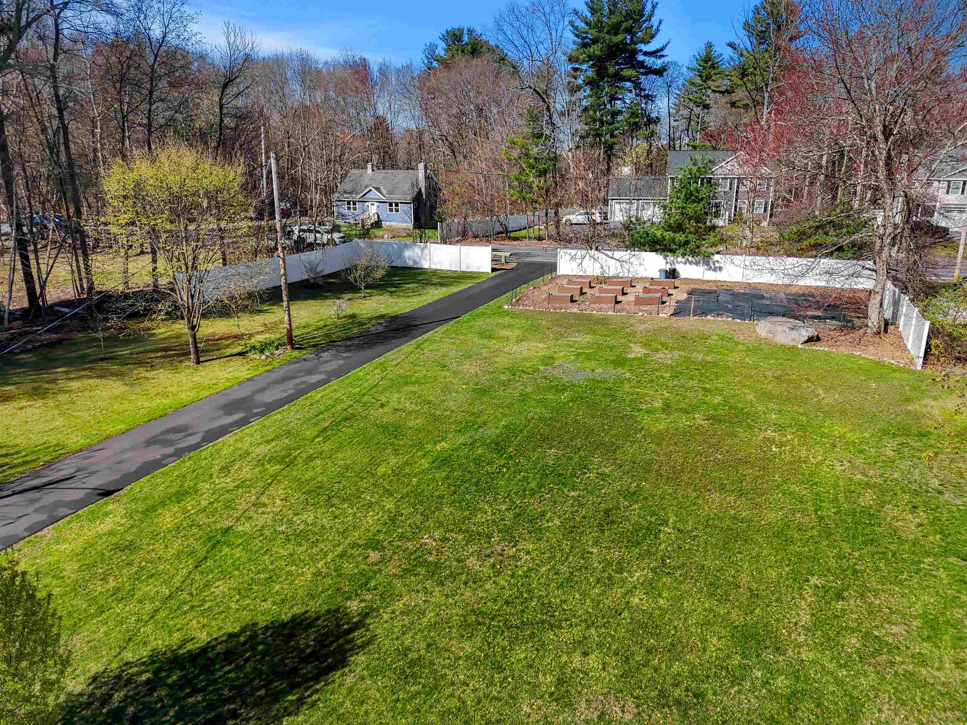152 Dracut Road Hudson NH 03051