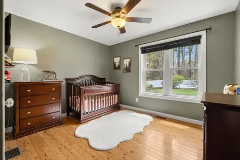 152 Dracut Road Hudson NH 03051