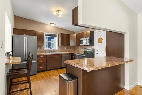 152 Dracut Road Hudson NH 03051
