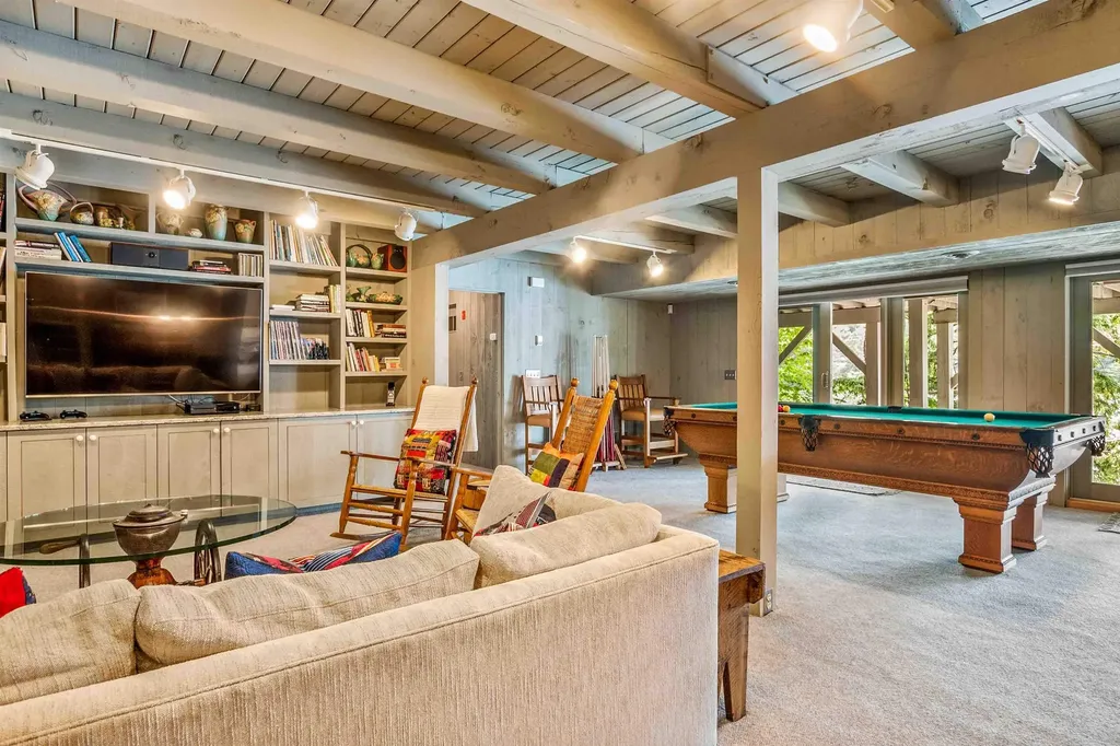 75 Westwood Road Sunapee NH 03782
