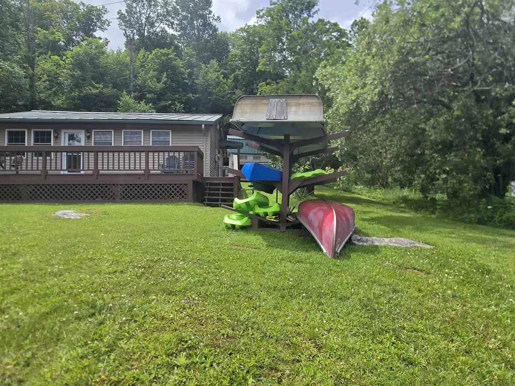 16 West Shore Drive Tinmouth VT 05773