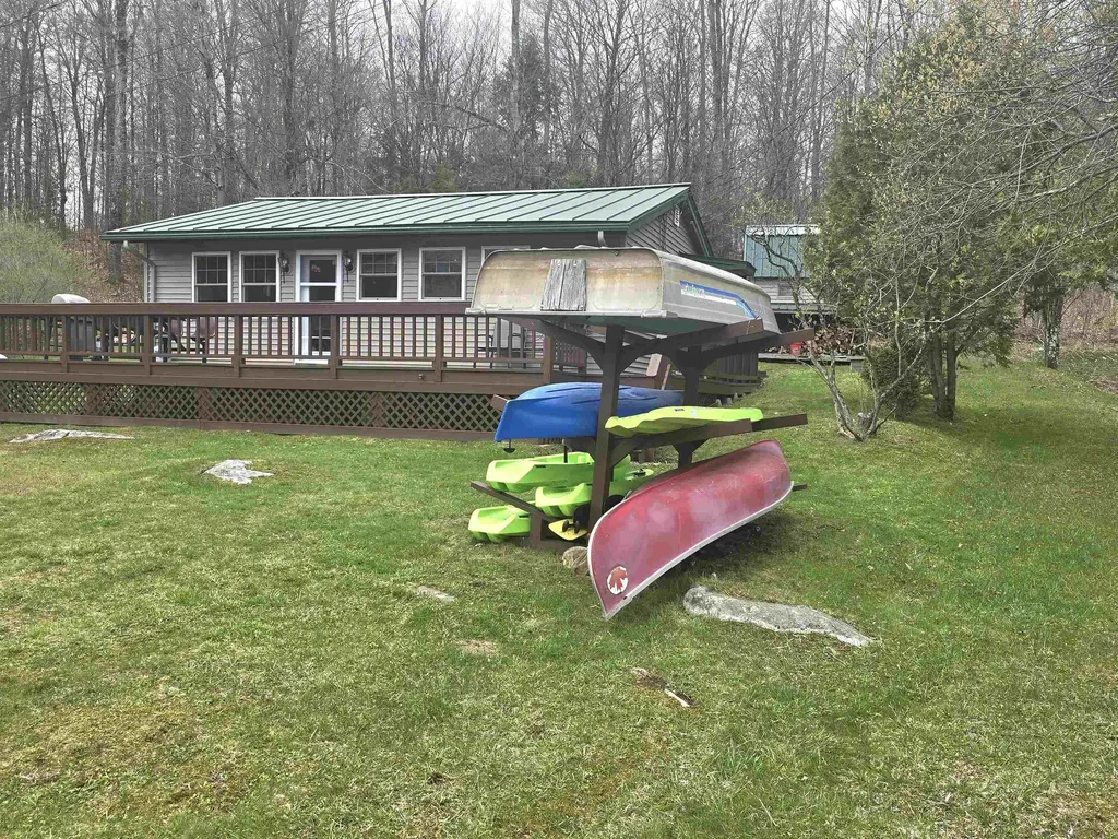 16 West Shore Drive Tinmouth VT 05773