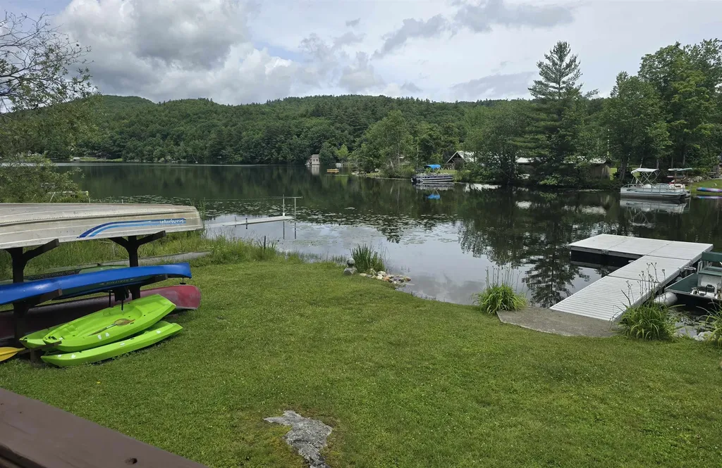 16 West Shore Drive Tinmouth VT 05773