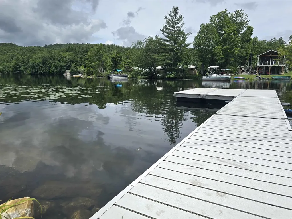 16 West Shore Drive Tinmouth VT 05773