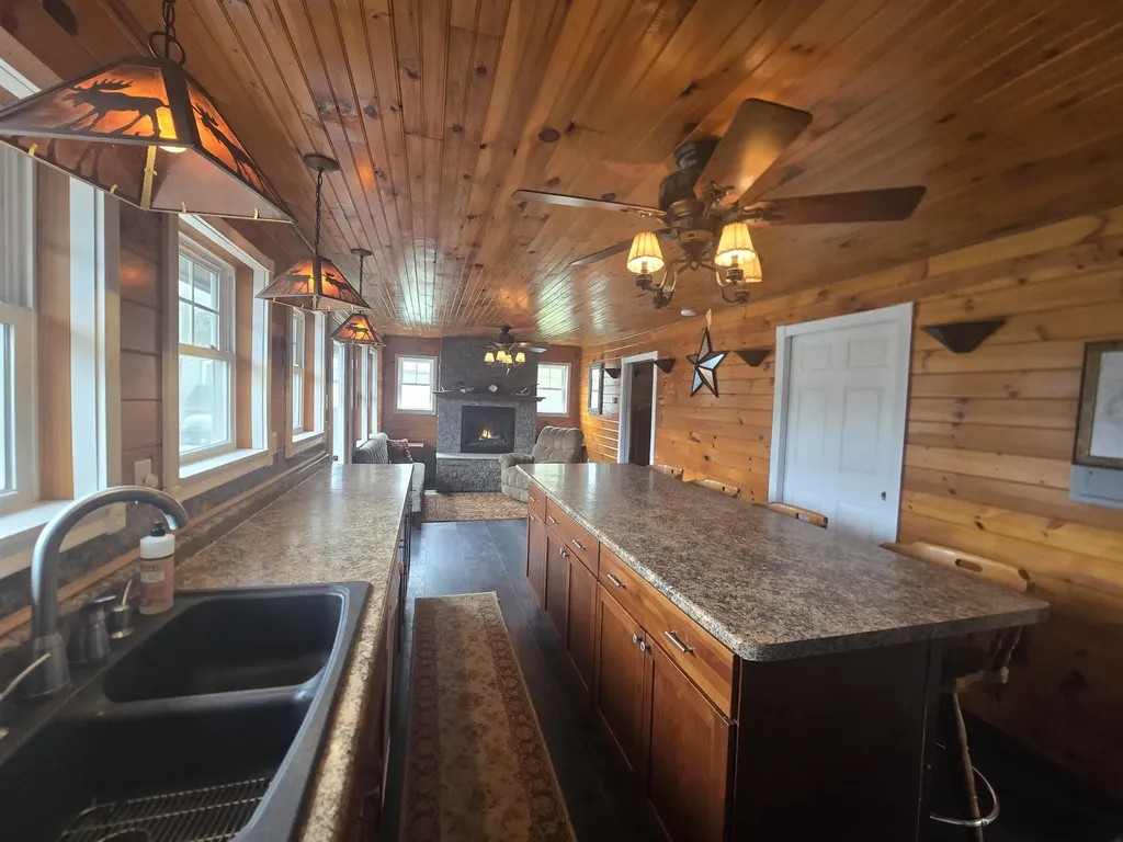16 West Shore Drive Tinmouth VT 05773