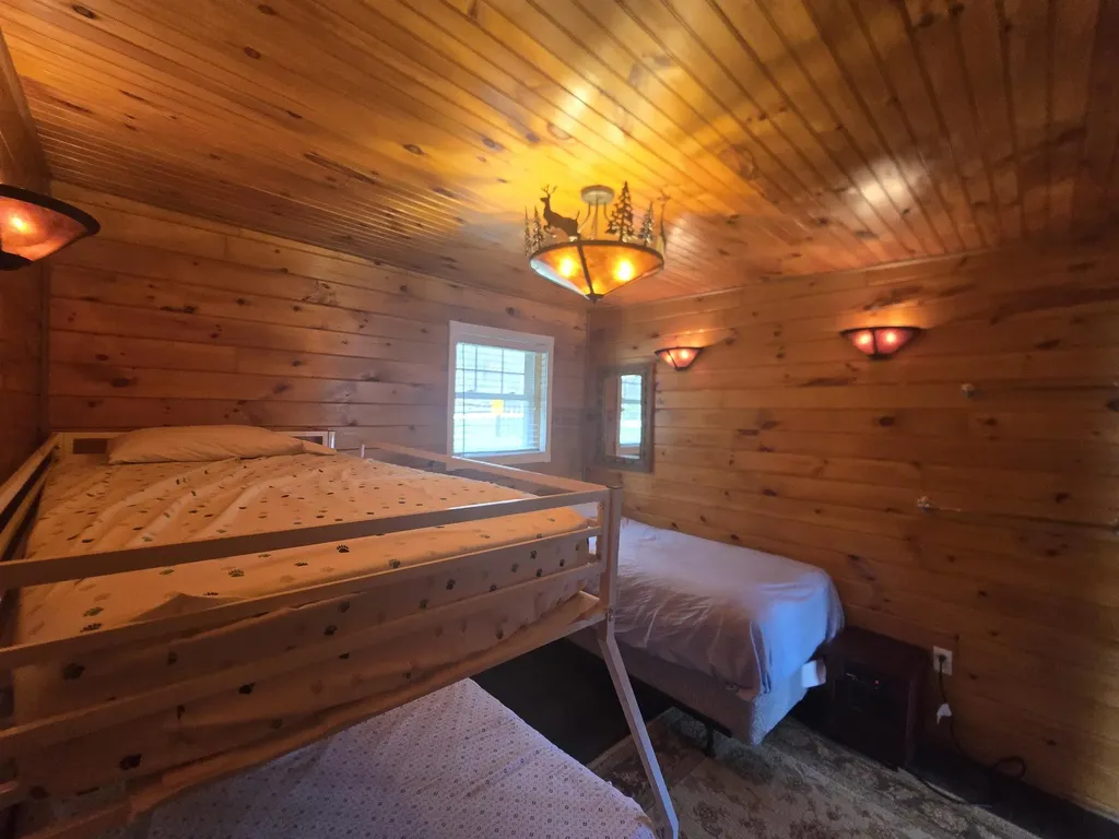 16 West Shore Drive Tinmouth VT 05773