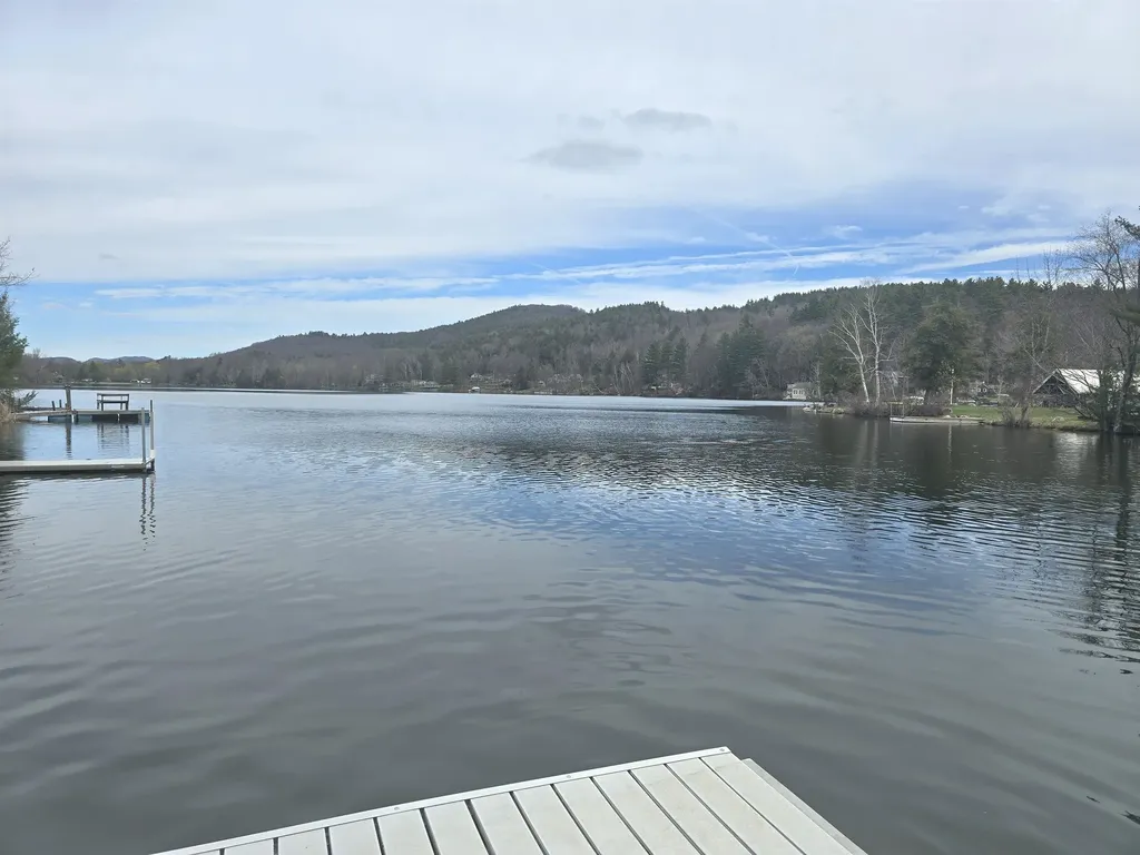 16 West Shore Drive Tinmouth VT 05773