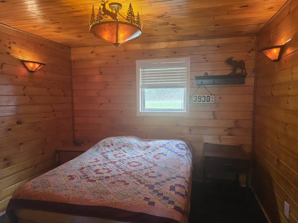 16 West Shore Drive Tinmouth VT 05773