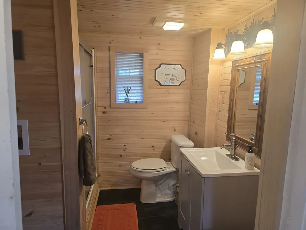 16 West Shore Drive Tinmouth VT 05773