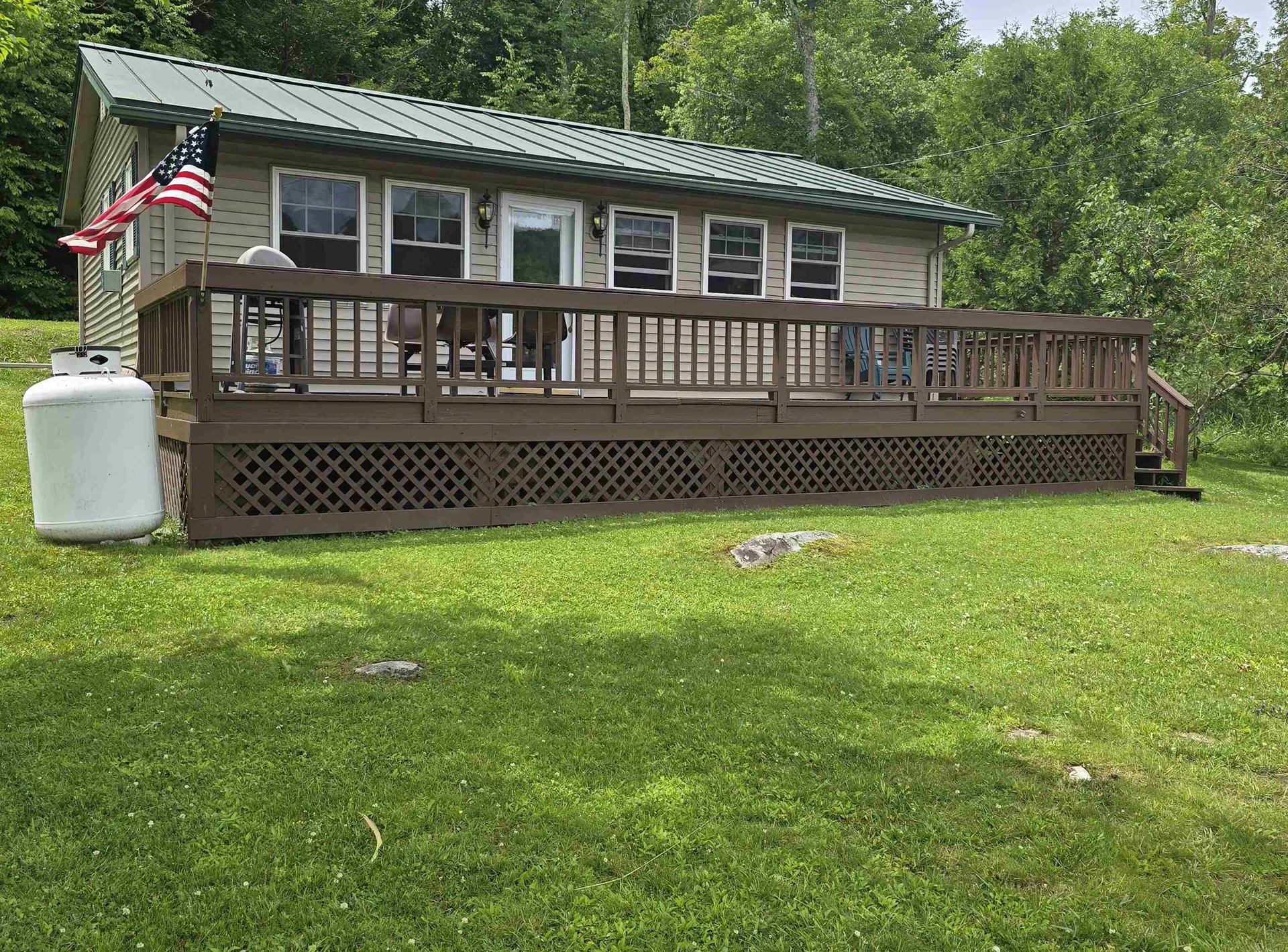 16 West Shore Drive Tinmouth VT 05773