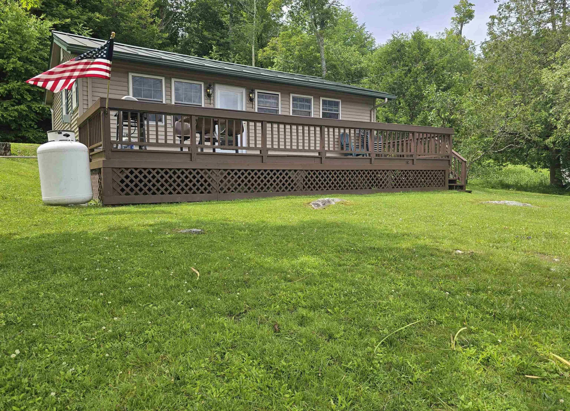 16 West Shore Drive Tinmouth VT 05773