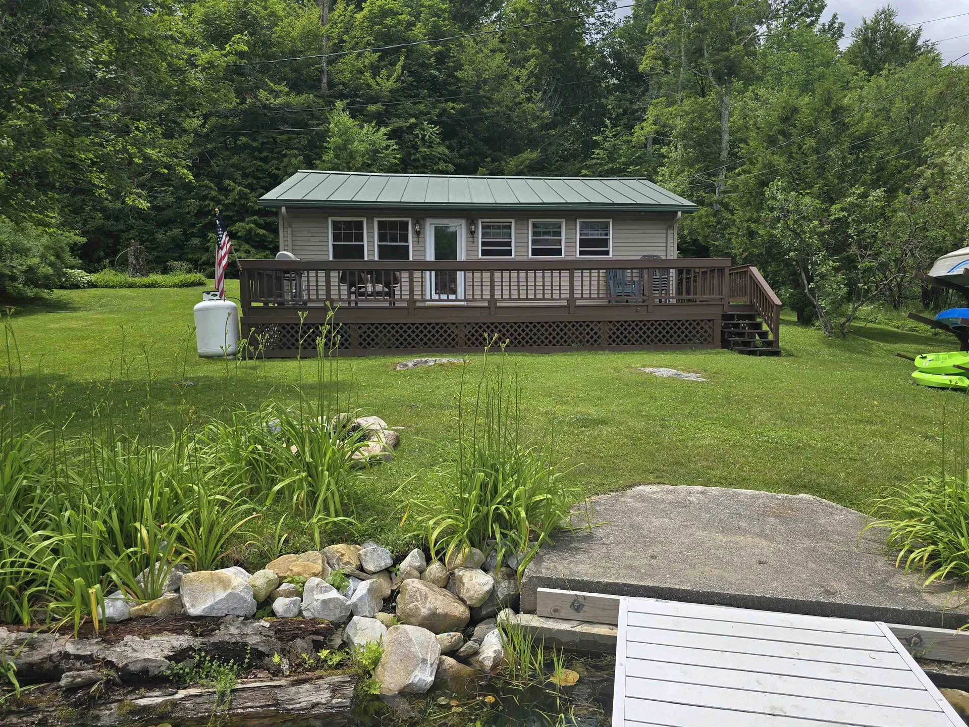 16 West Shore Drive Tinmouth VT 05773