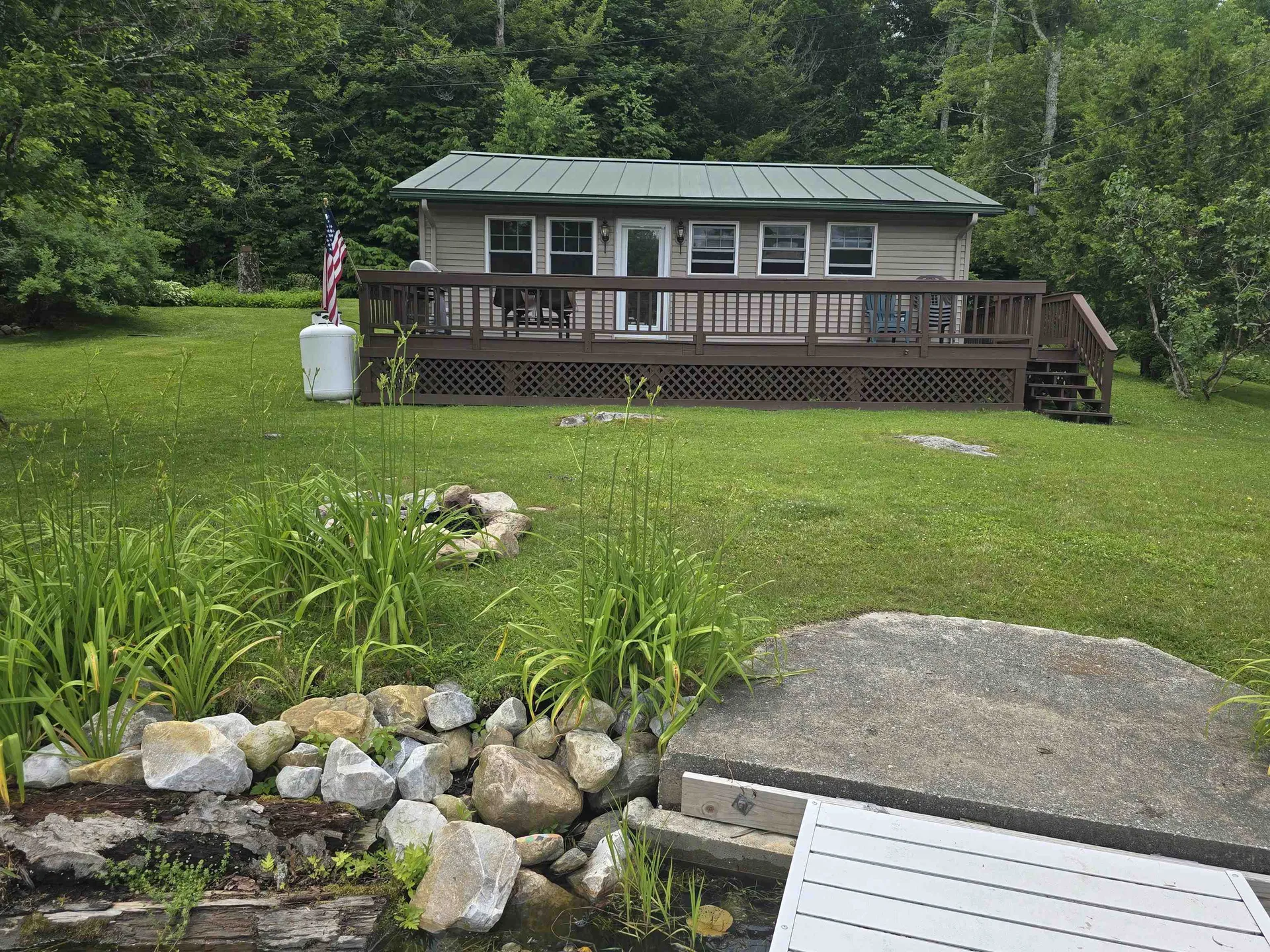 16 West Shore Drive Tinmouth VT 05773