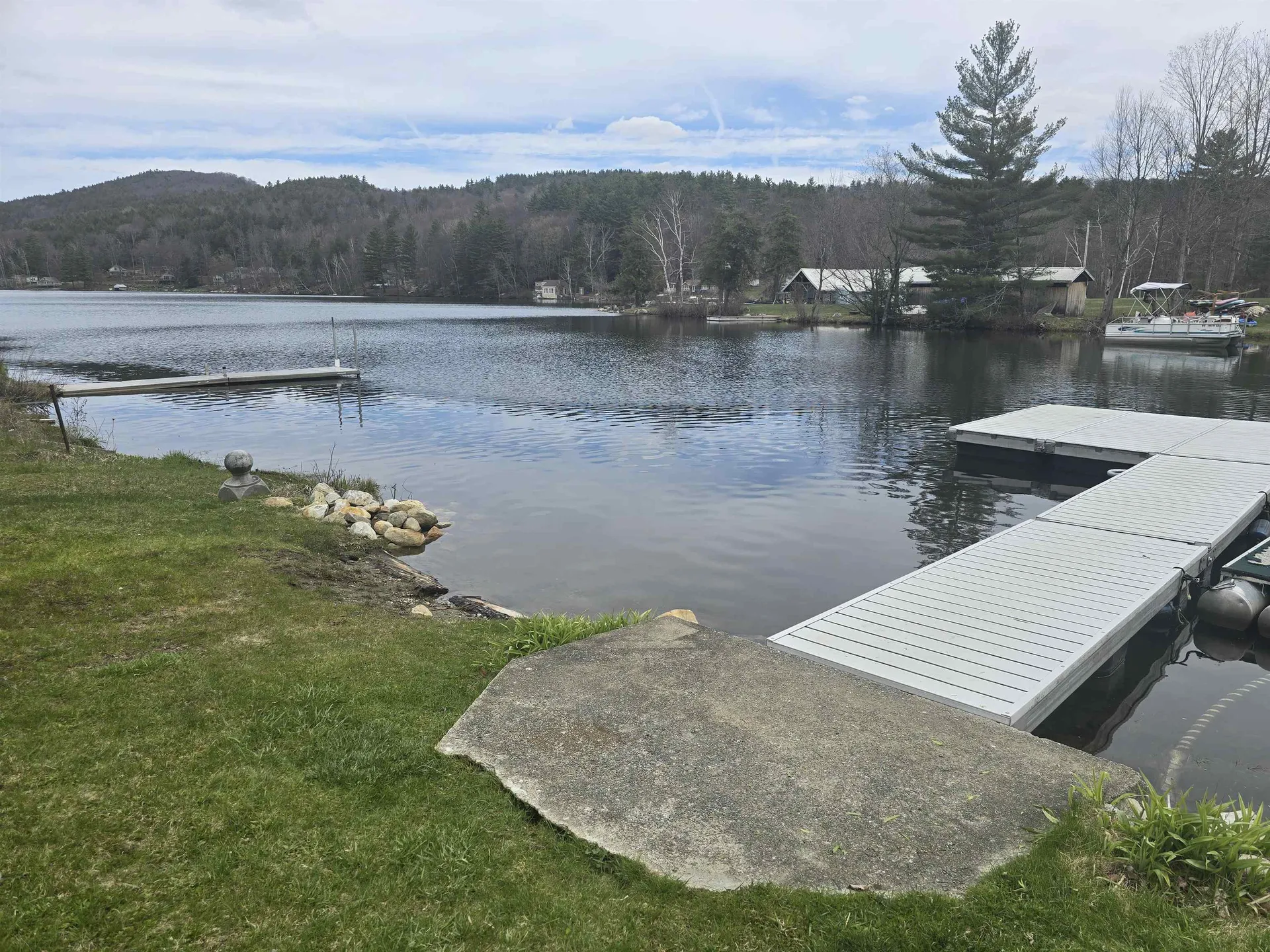 16 West Shore Drive Tinmouth VT 05773