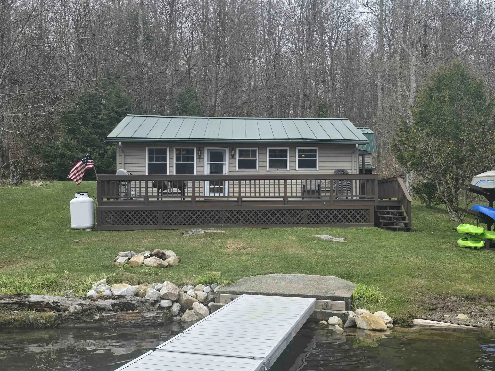 16 West Shore Drive Tinmouth VT 05773