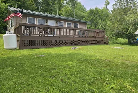16 West Shore Drive Tinmouth VT 05773