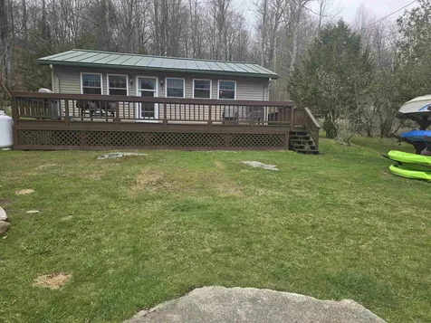 16 West Shore Drive Tinmouth VT 05773