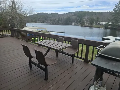 16 West Shore Drive Tinmouth VT 05773