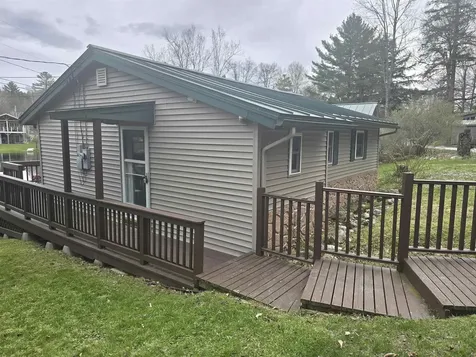 16 West Shore Drive Tinmouth VT 05773