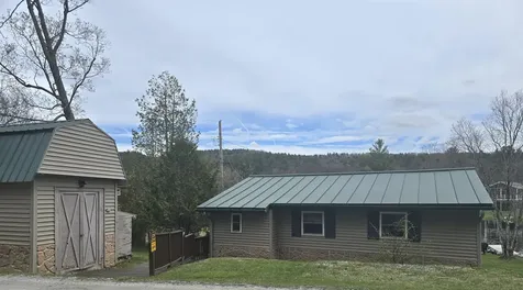 16 West Shore Drive Tinmouth VT 05773