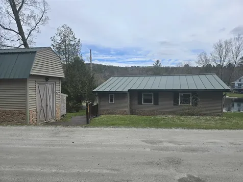 16 West Shore Drive Tinmouth VT 05773