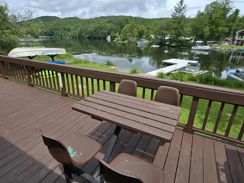 16 West Shore Drive Tinmouth VT 05773