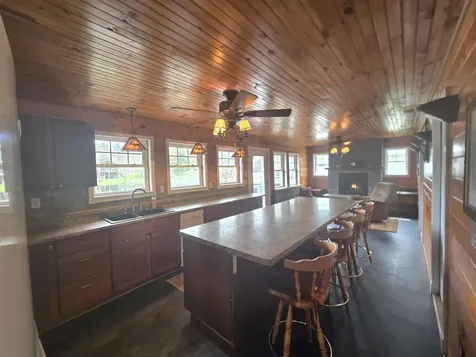 16 West Shore Drive Tinmouth VT 05773